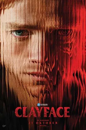 Poster resmi Clayface (2026) versi Indonesia: wajah Matt Hagen yang separuhnya meleleh kemerahan, dengan tulisan Di Bioskop 21 Oktober.