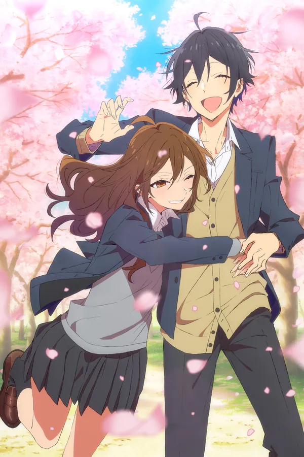 Poster resmi Horimiya (2021): Kyoko Hori tersenyum sambil memeluk Izumi Miyamura yang tertawa di bawah pohon sakura yang bermekaran